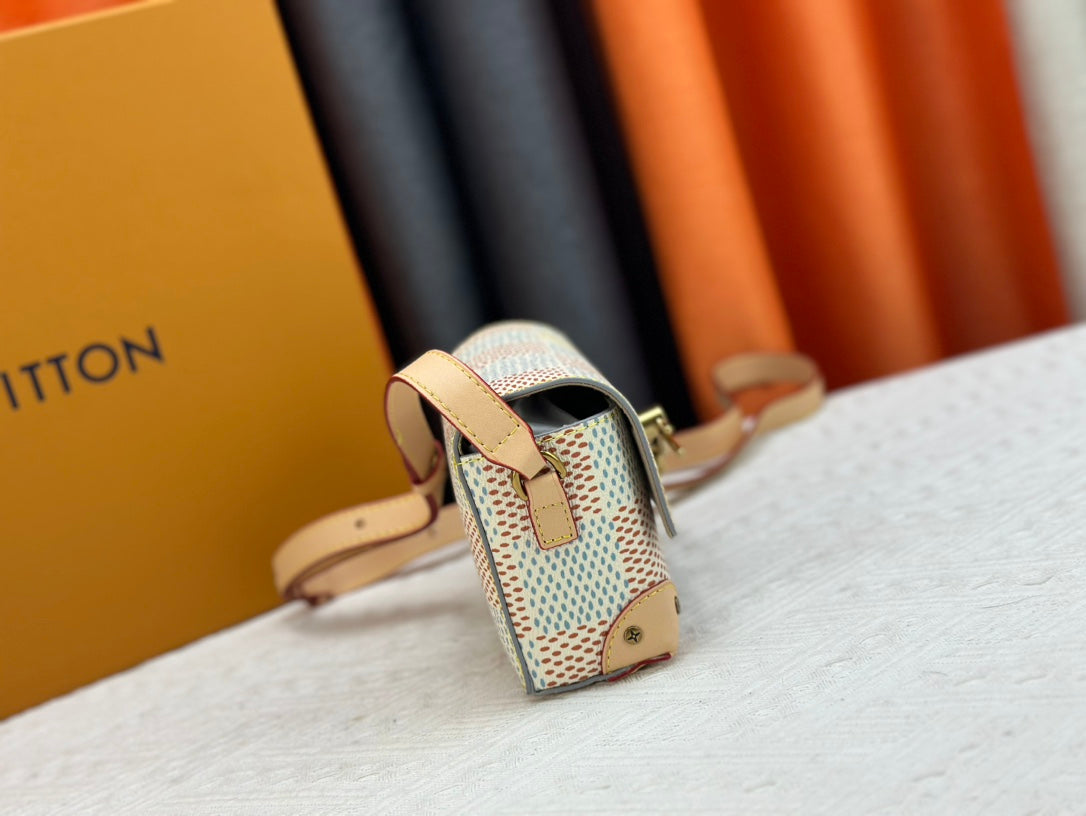 Elite Carryalls