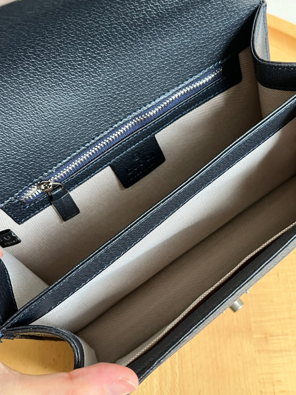 Elite Carryalls