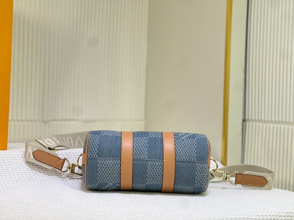 Elite Carryalls