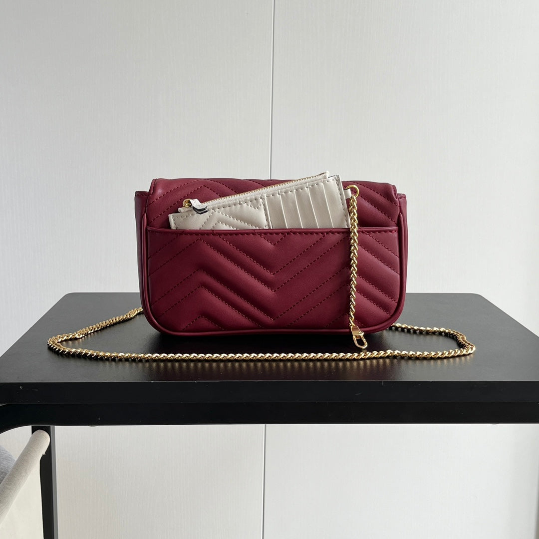 Elite Carryalls