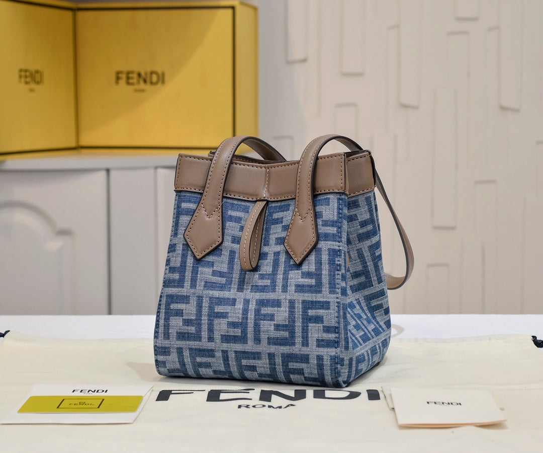 Elite Carryalls