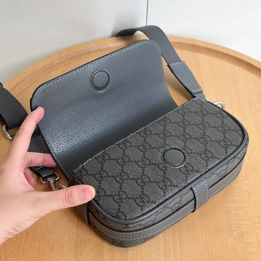 Elite Carryalls