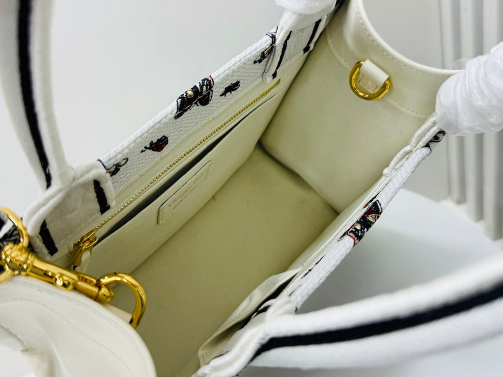 Elite Carryalls