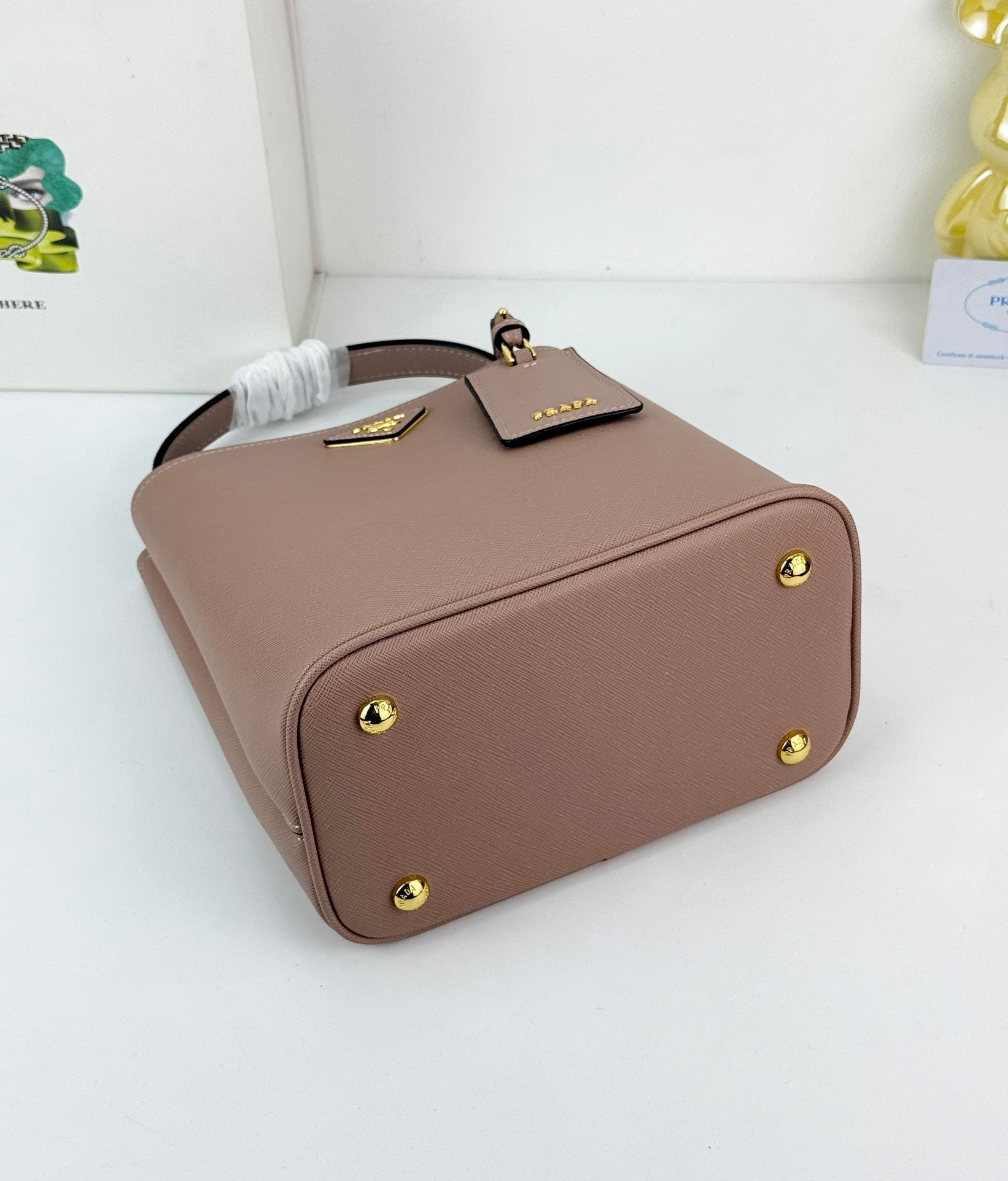 Elite Carryalls