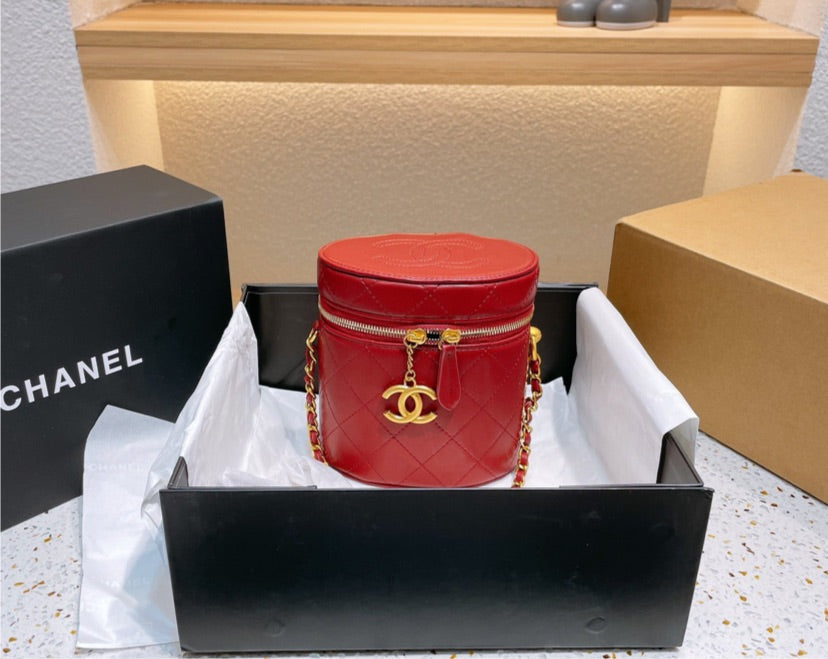 Chanel laDiores crossbody