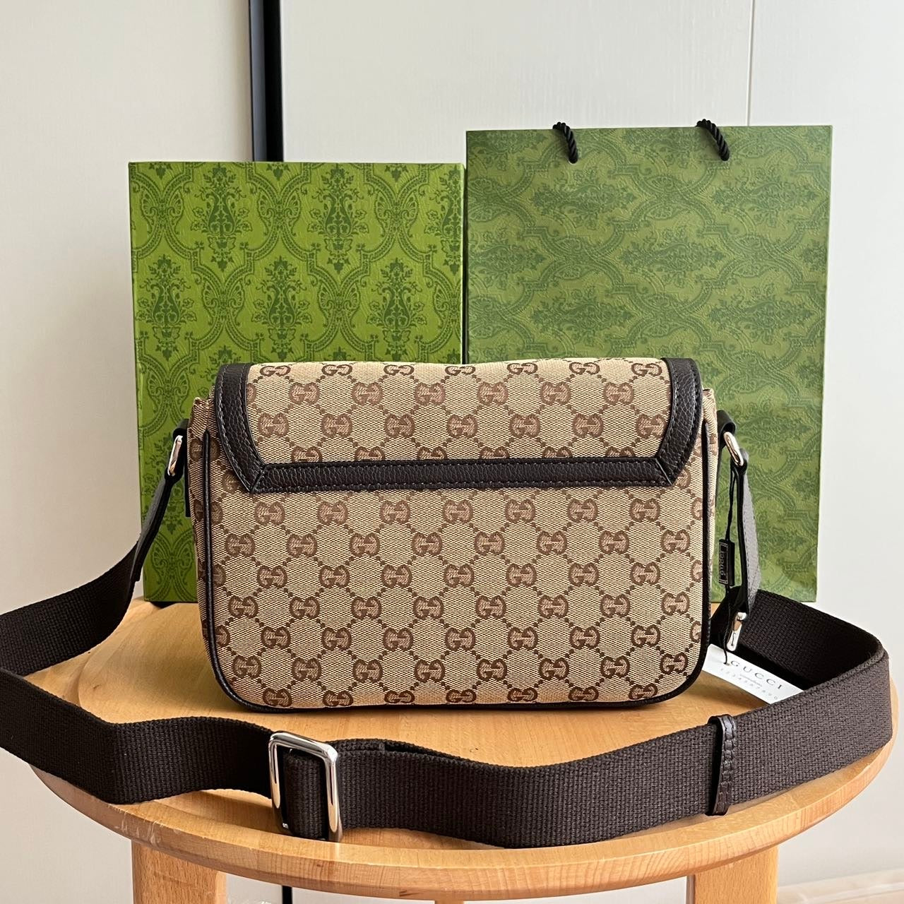 Elite Carryalls
