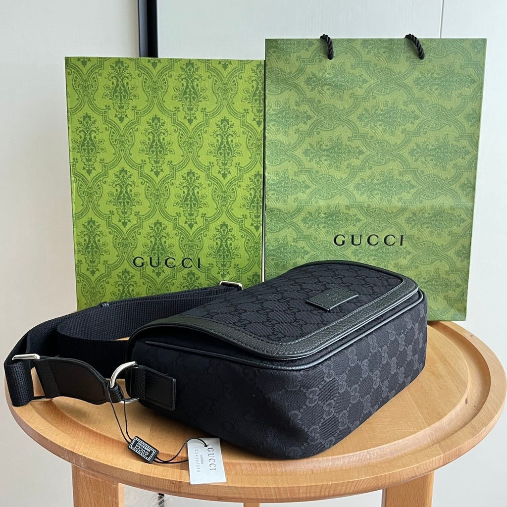 Elite Carryalls