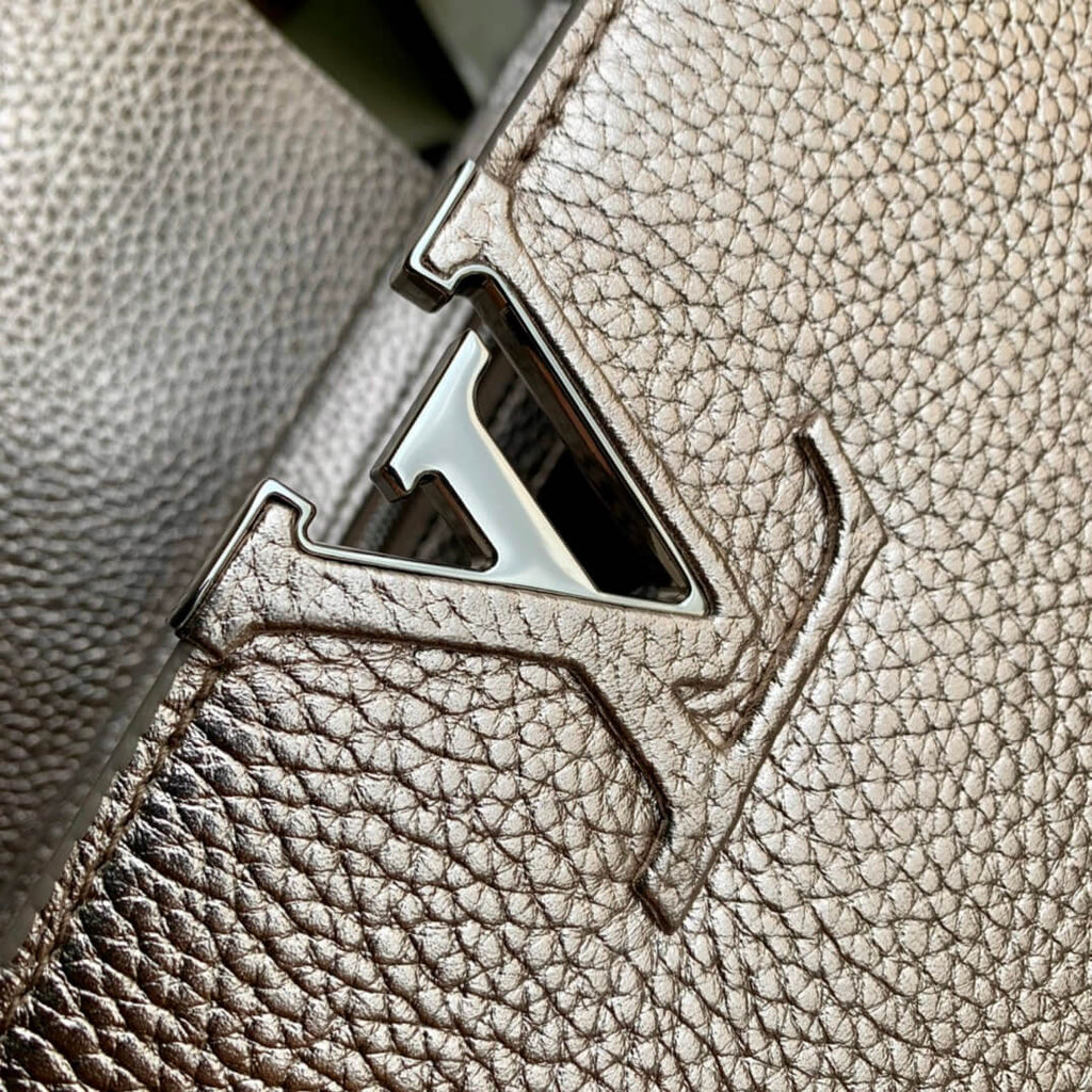M21102 Capucines BB 27cm Etain Metallic Gray