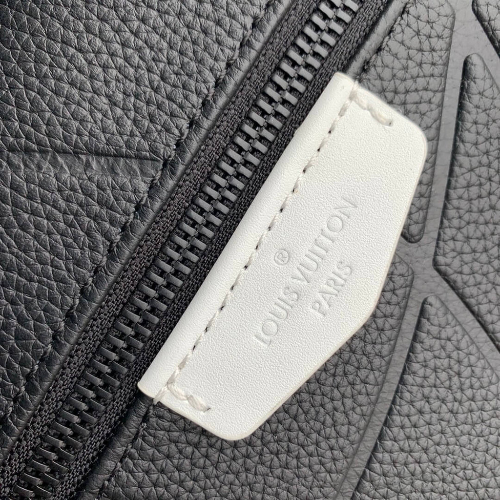 M21391 DISCOVERY BACKPACK PM Monogram Eclipse 40cm black