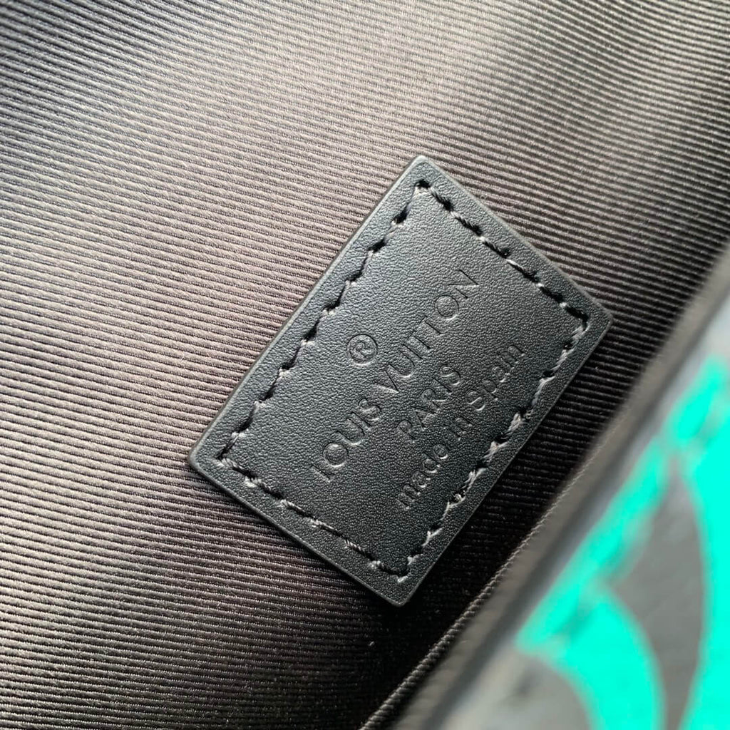 M21394 STEAMER WEARABLE WALLET Sac Plat 35CM green