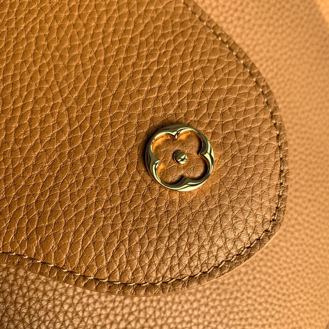 M21798 Capucines PM Taurillon 27cm brown COWHIDE/ REAL LEATHER