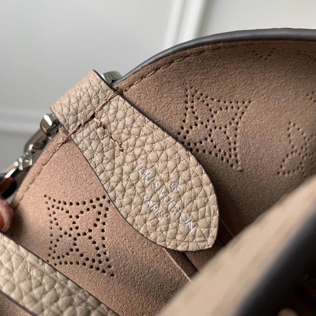 M21849 Blossom PM Handbag 20cm elephant grey