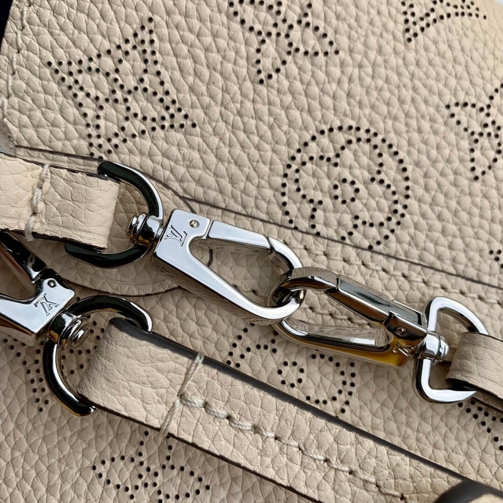 M21850 Blossom MM Handbag 30cm milk white neverfull