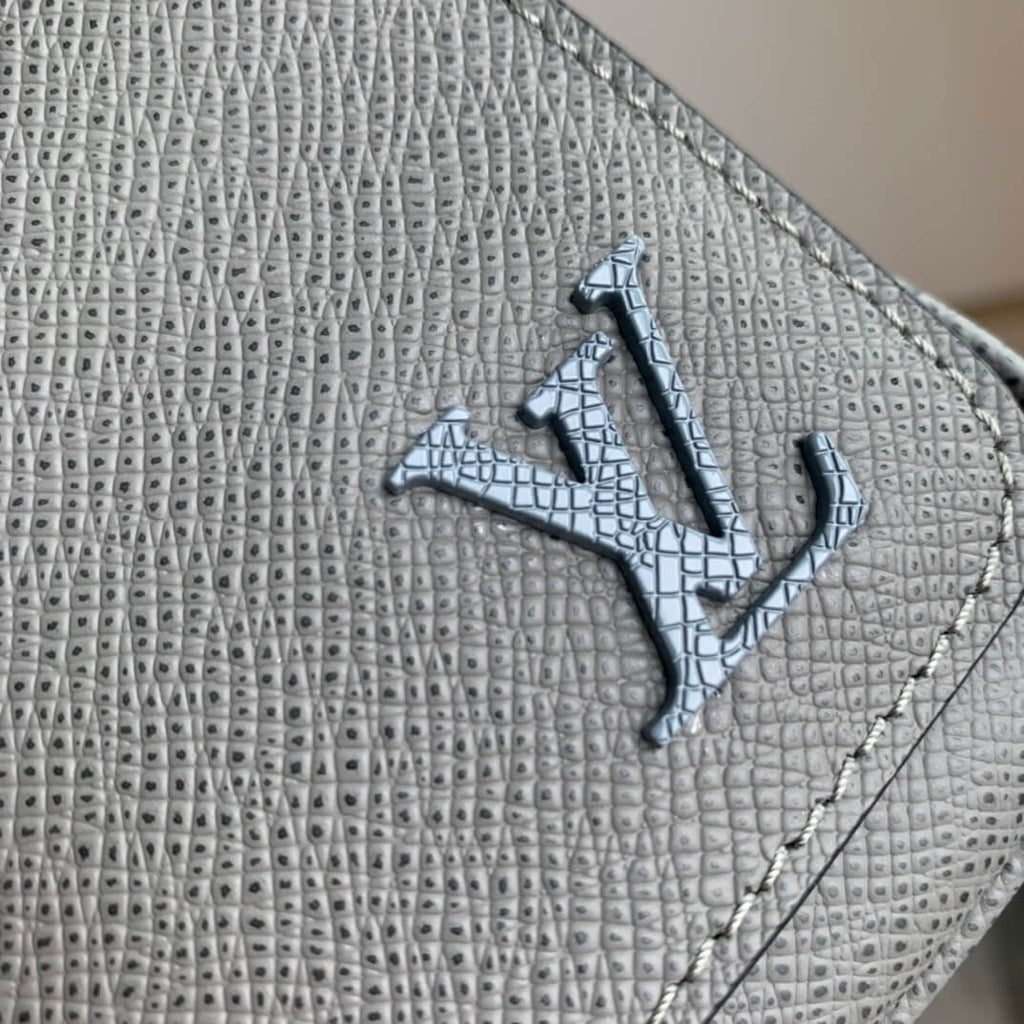 M30851 District PM Taïga 26cm grey man bag