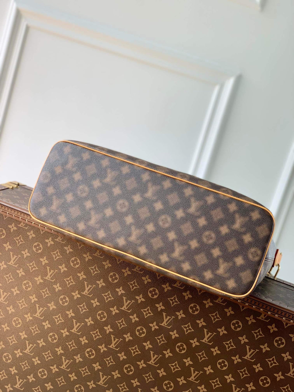 M46240 Lock It 2022 This Is Not Monogram brown Monogram 44cm
