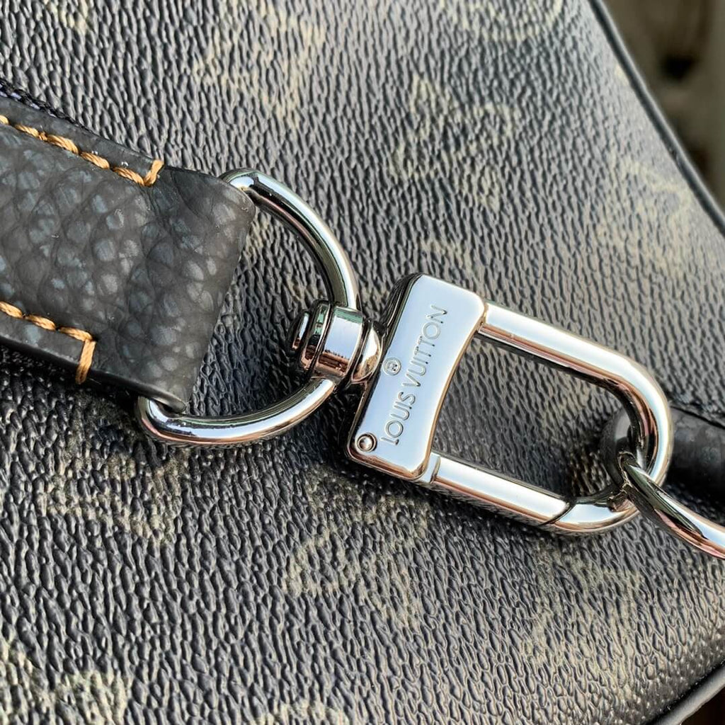 M46344 AVENUE SLING BAG MM Damier Graphite 20cm black