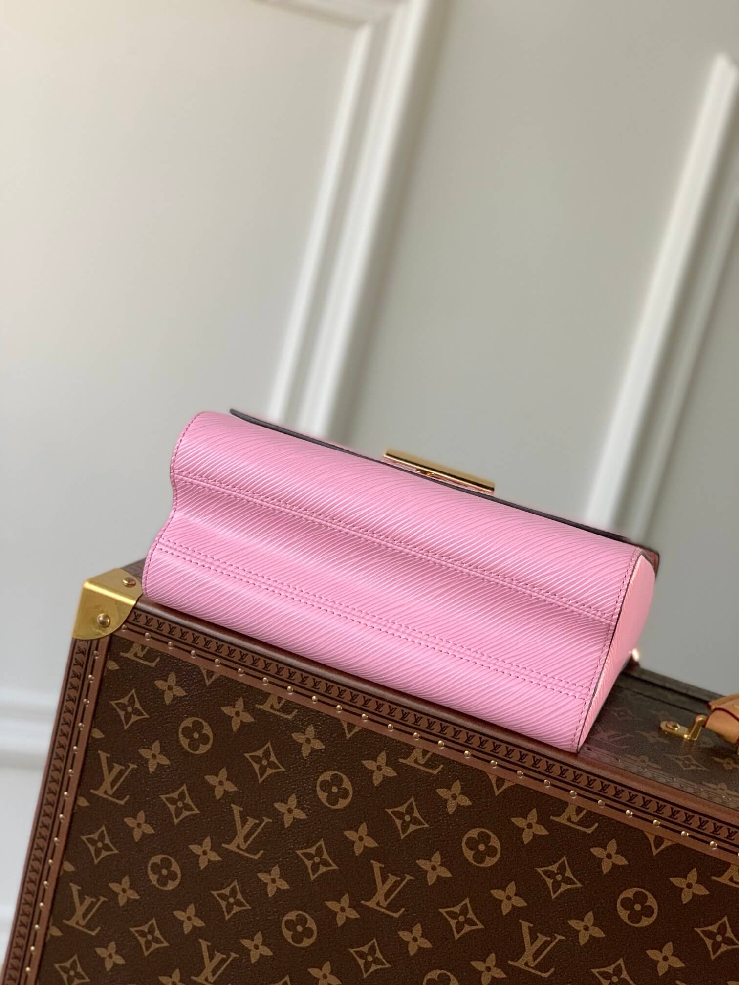M50282 Twist MM 9.1inches Pink