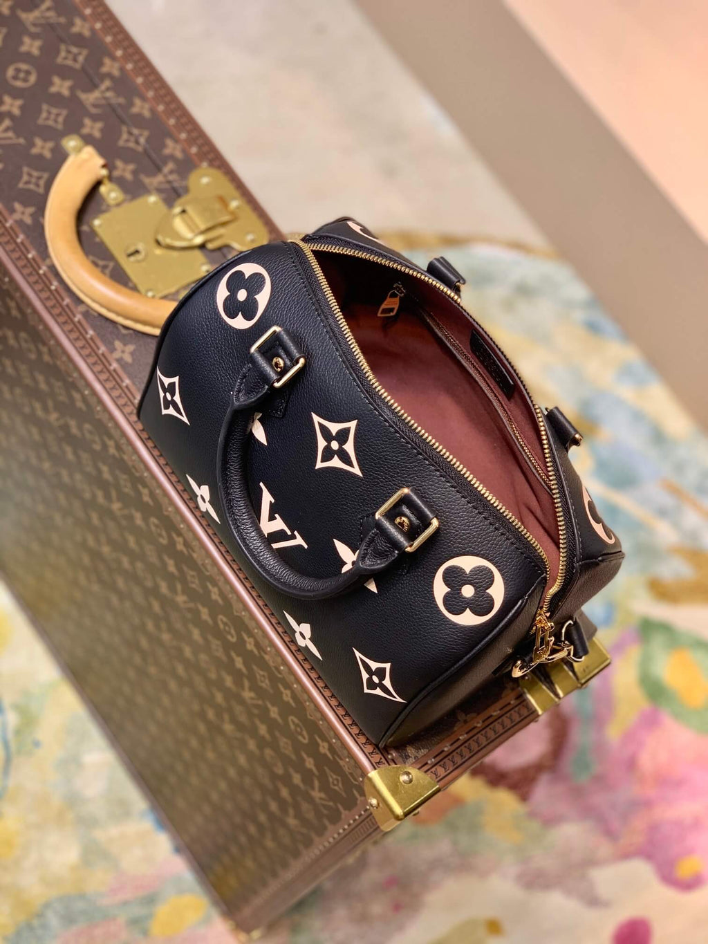 M58947 Speedy Bandoulière 25 Monogram Empreinte black