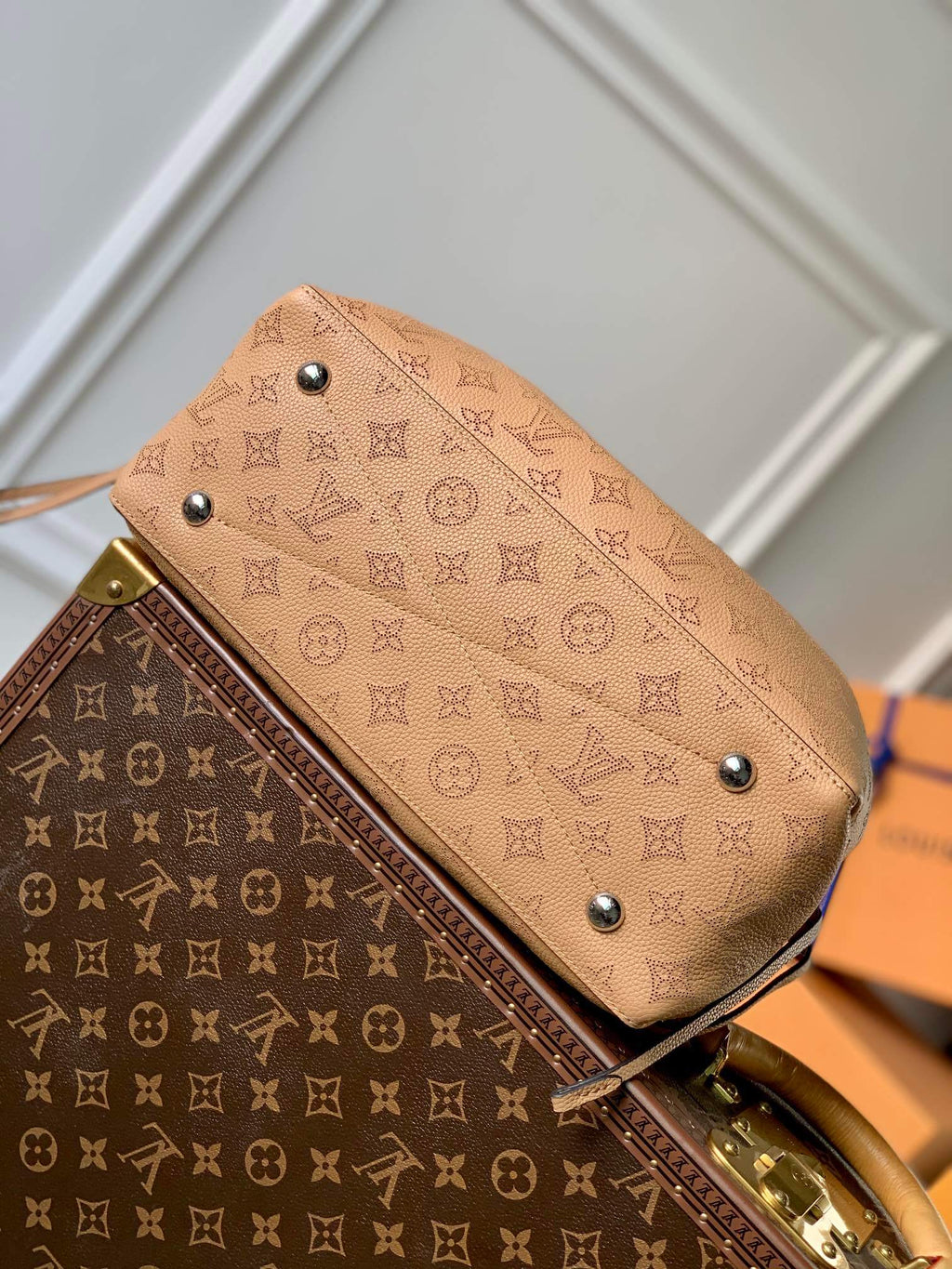M59655 BELLA TOTE monogram 32cm orange yellow Soft perforated cowhide