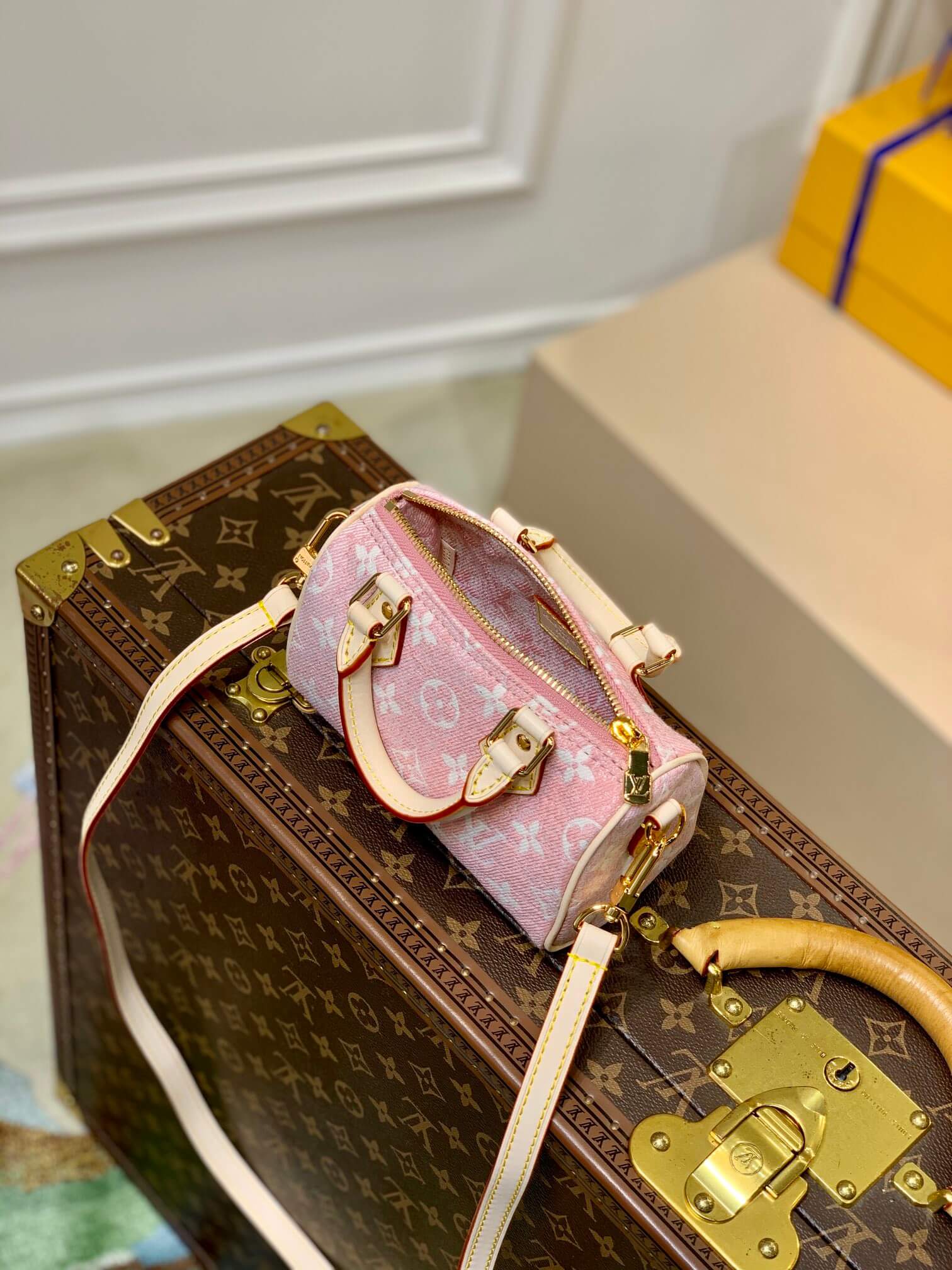 M81213 Pink Jeans Nano Speedy Monogram 16cm