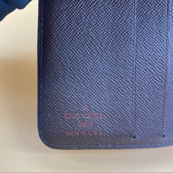 LOUIS VUITTON damier wallet