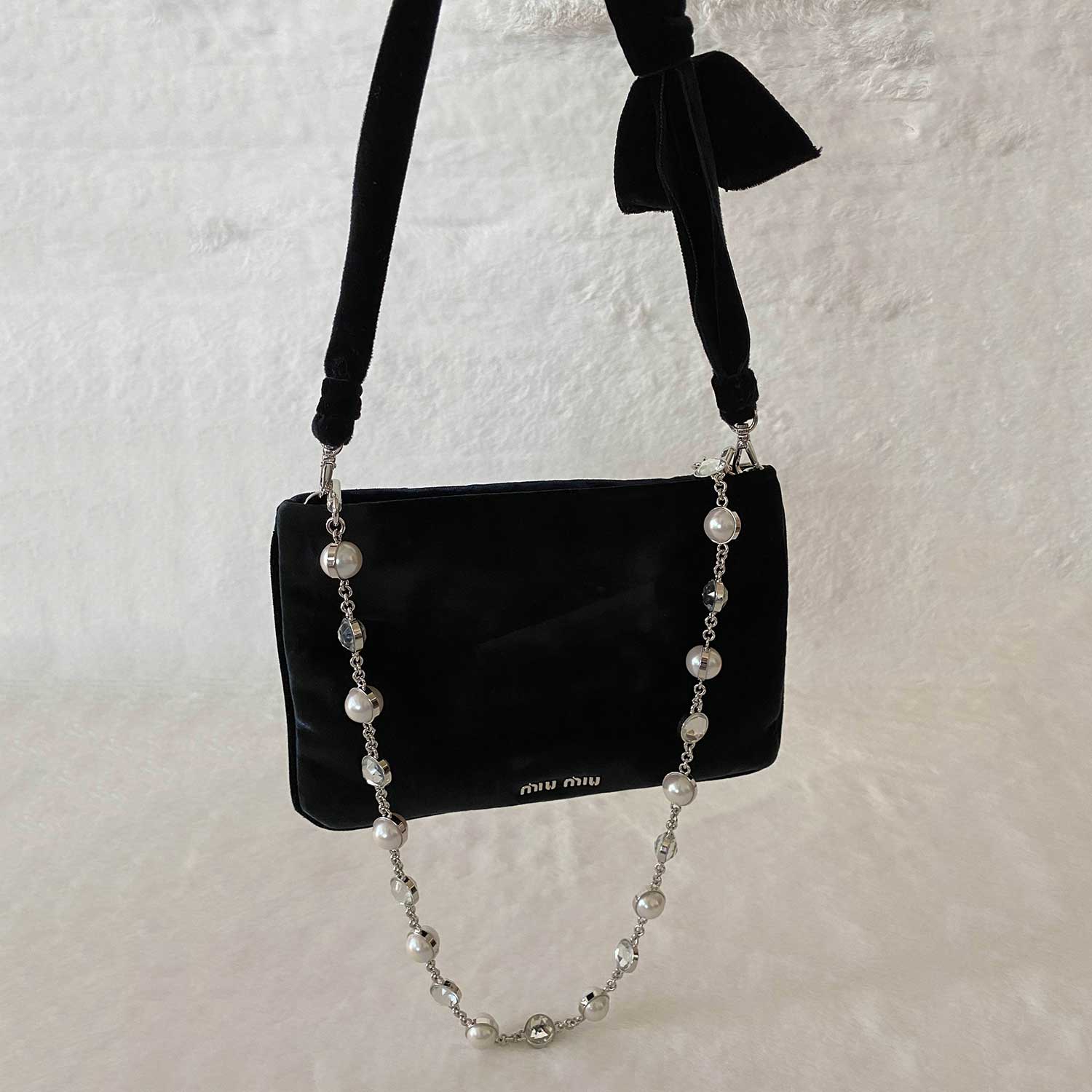 Miu Miu Crystal Pearls VeLouis Vuittonet Shoulder Bag