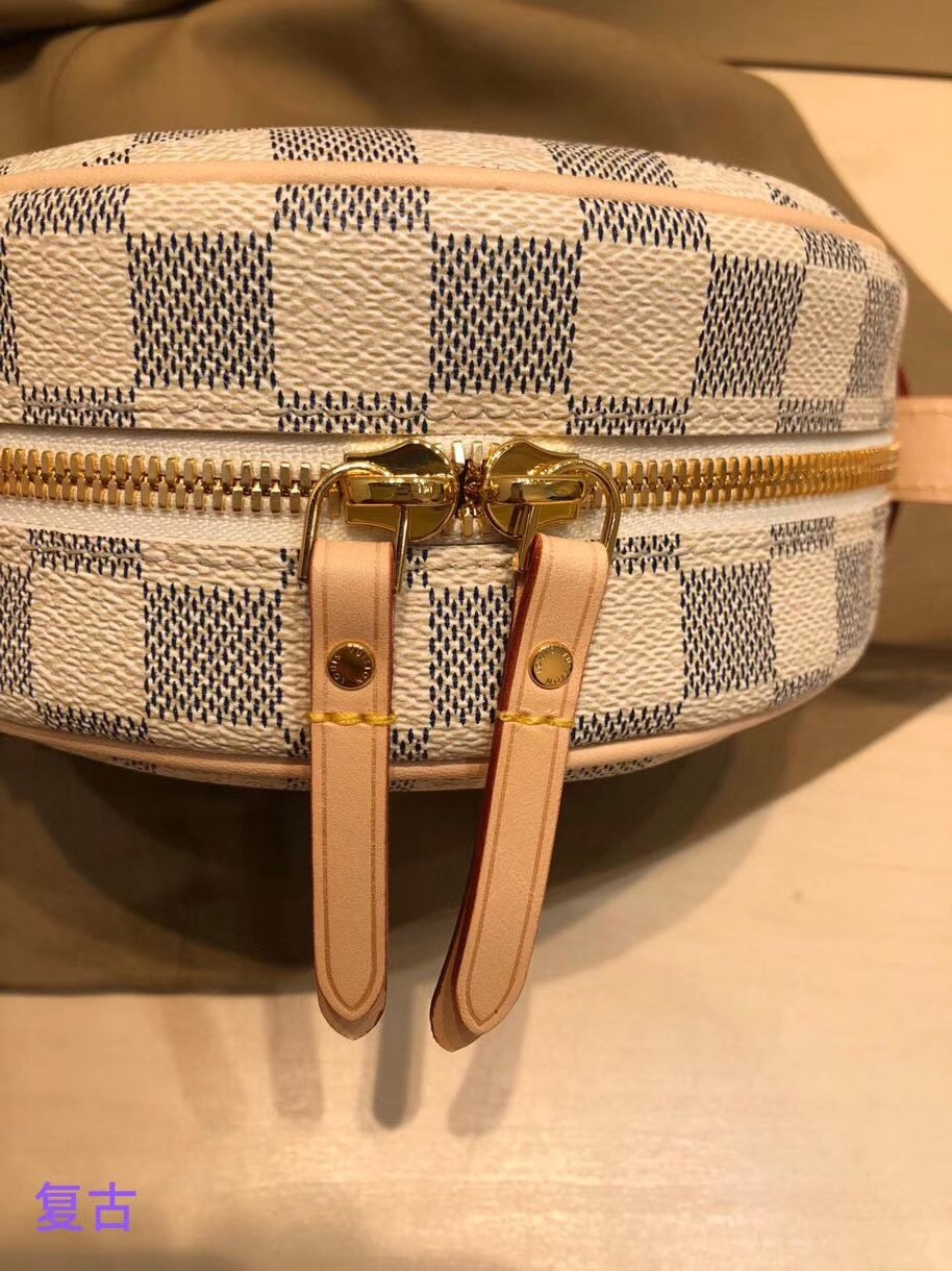 Elite Carryalls