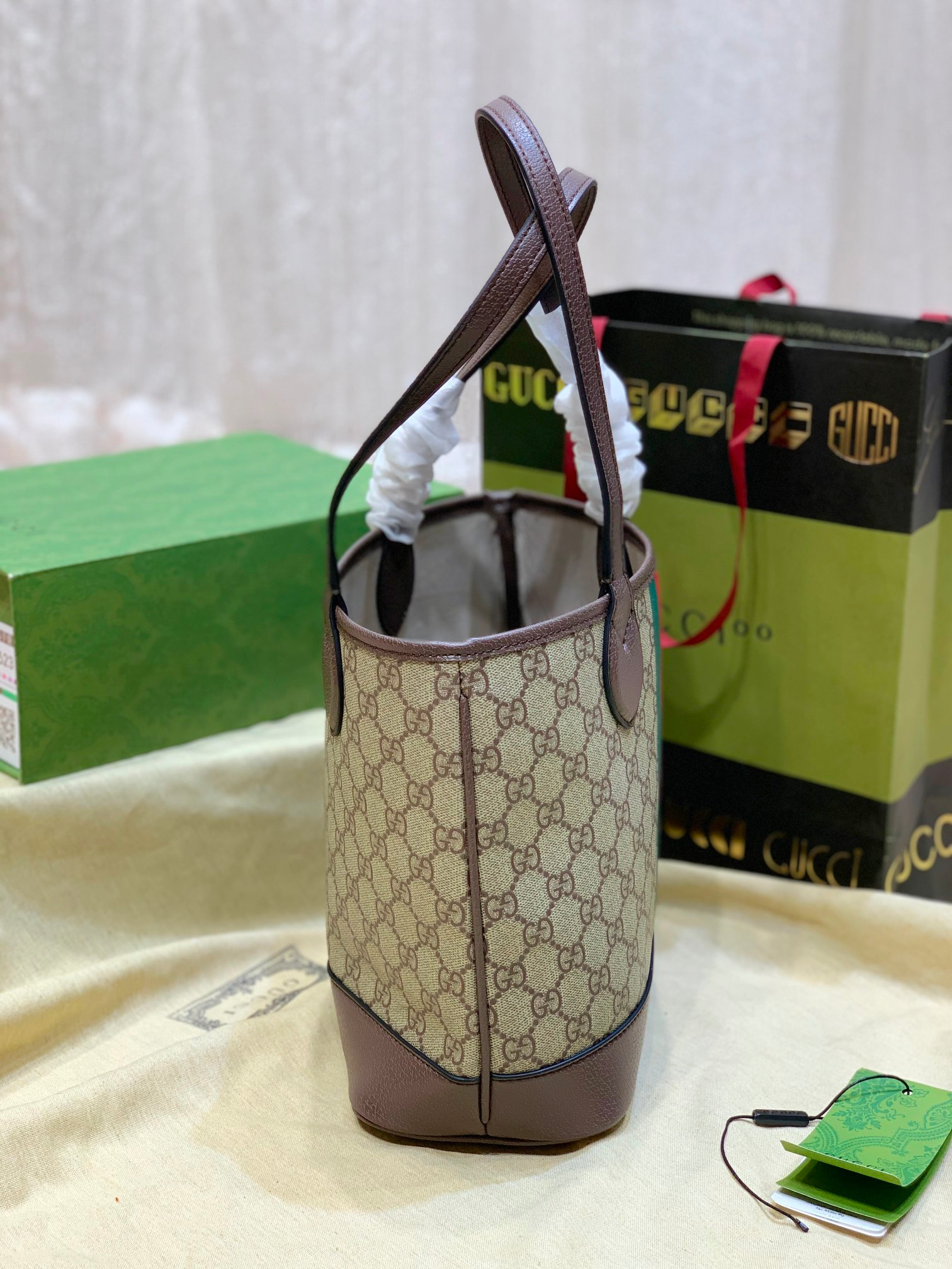 Elite Carryalls