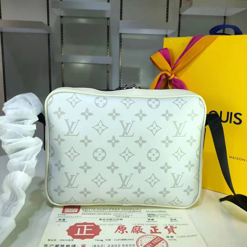 Elite Carryalls