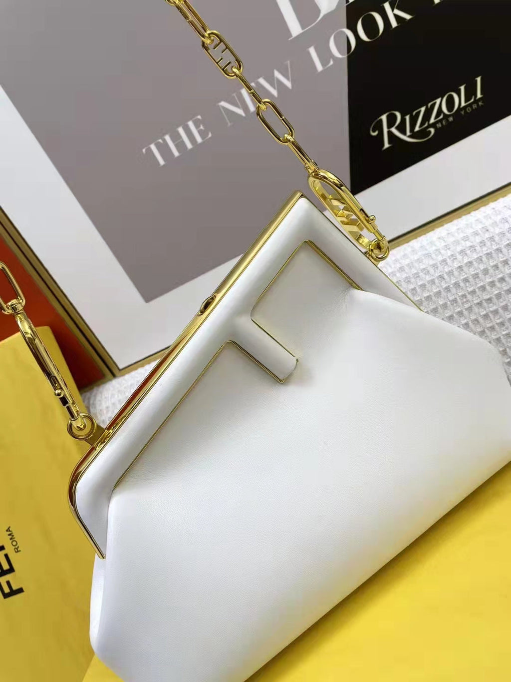 Elite Carryalls