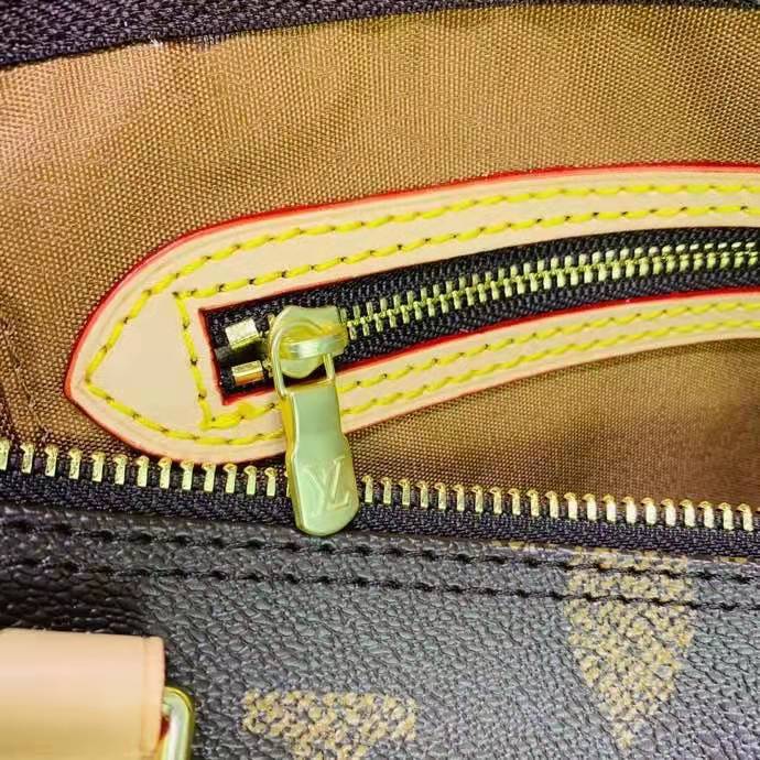 Elite Carryalls