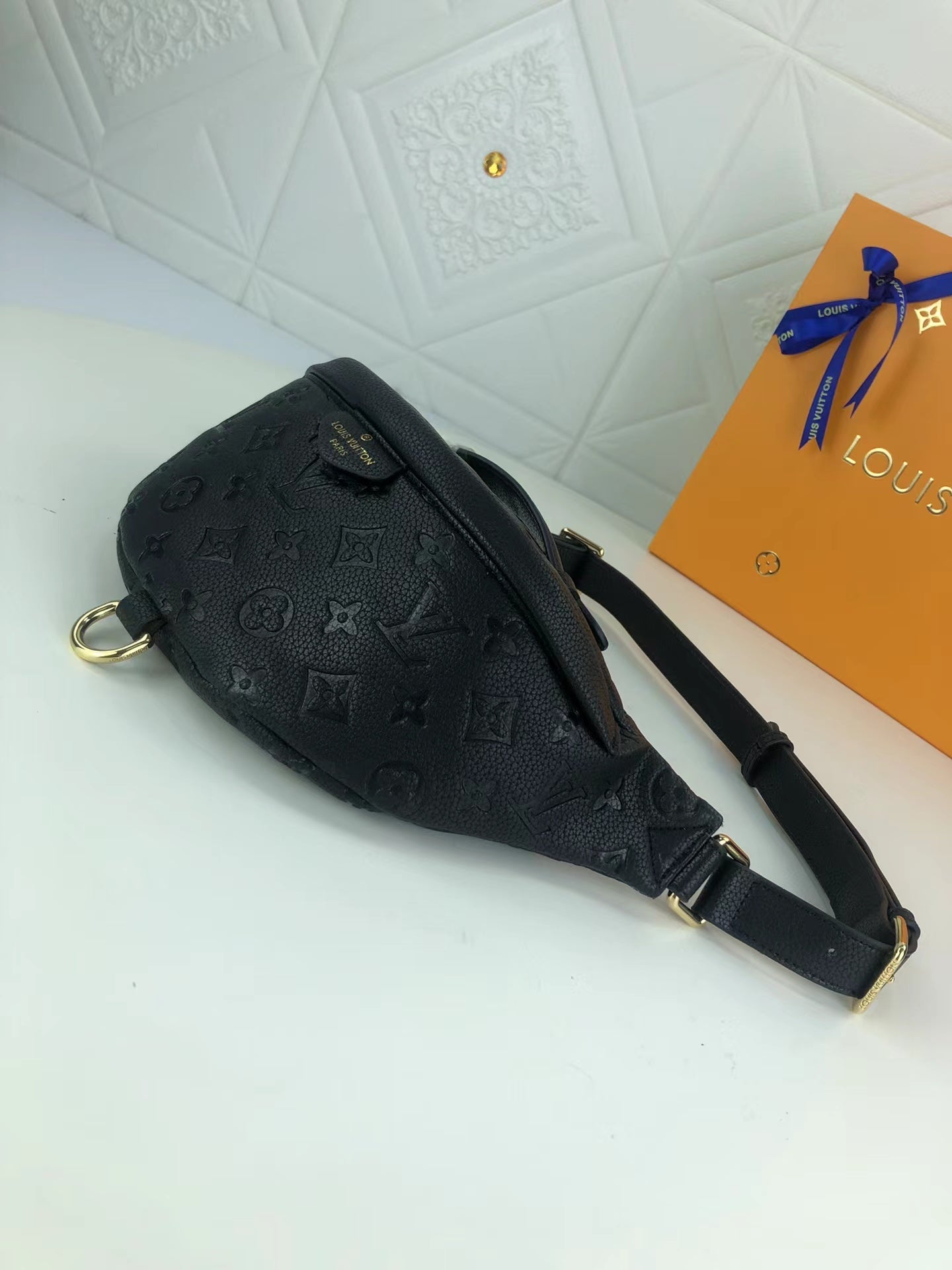 Elite Carryalls