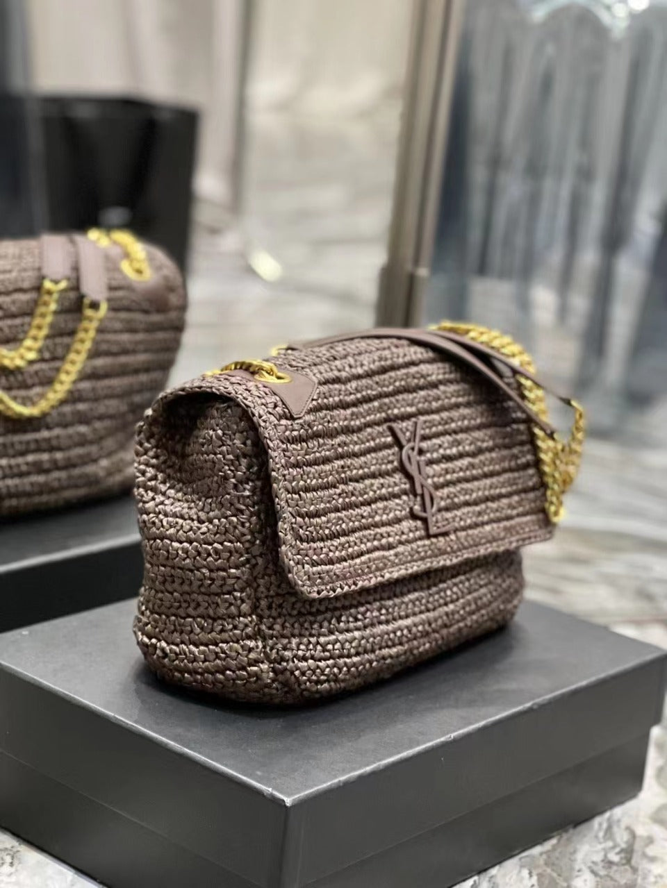 Elite Carryalls