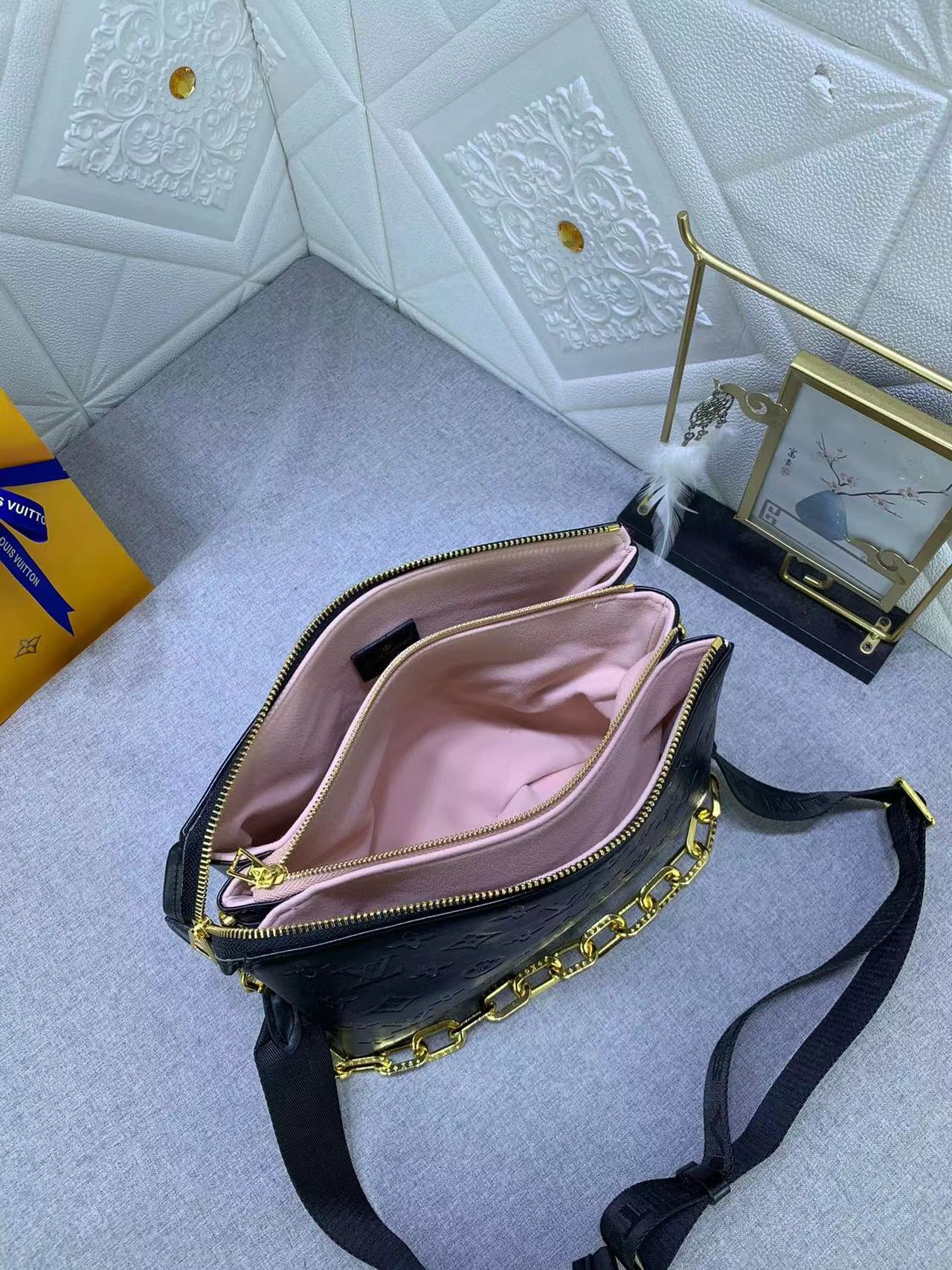 Elite Carryalls