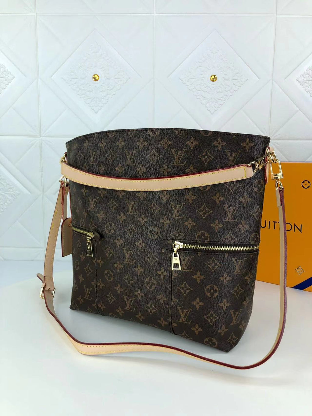 Elite Carryalls