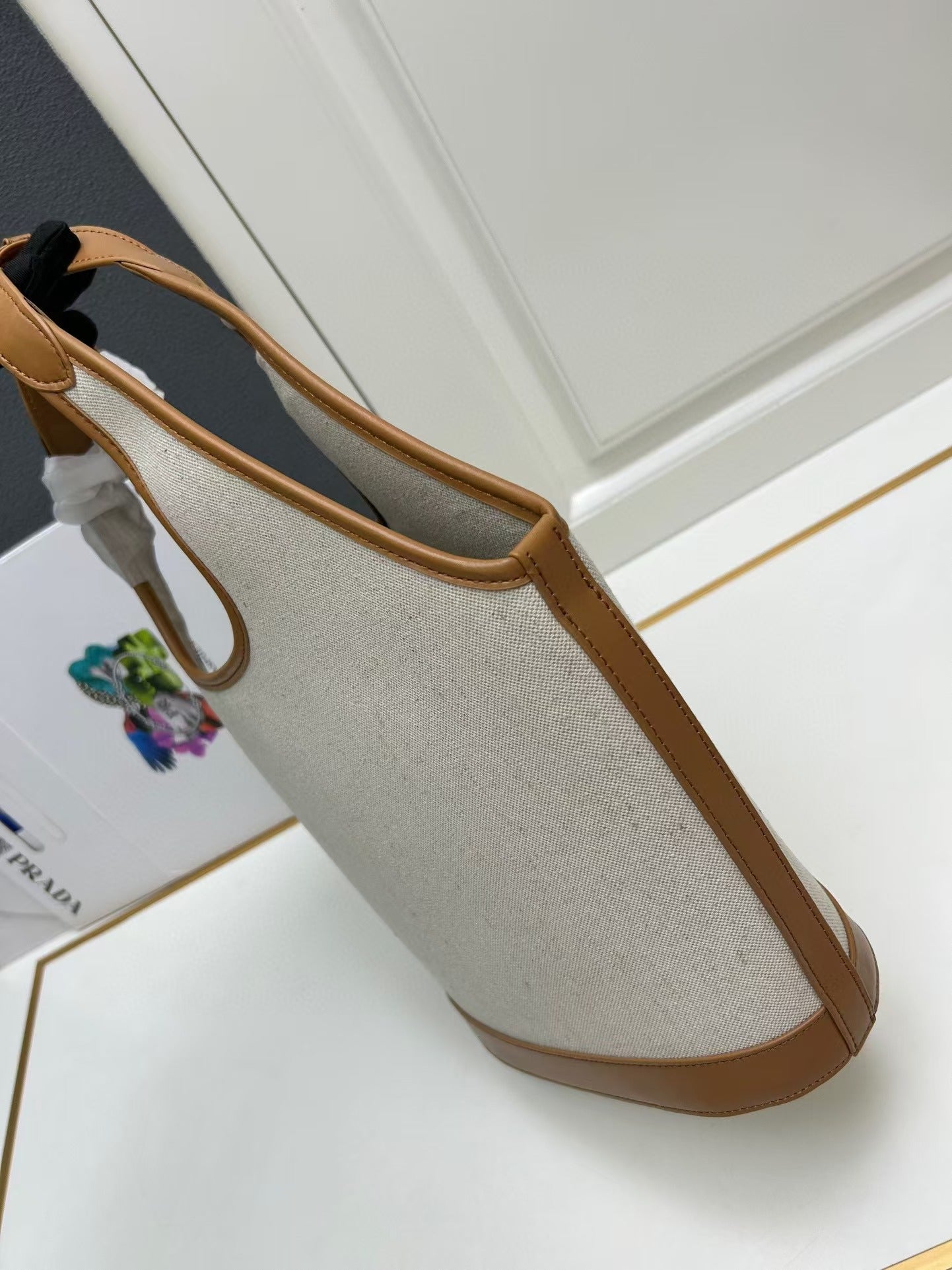 Elite Carryalls