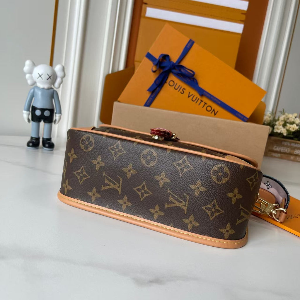 Elite Carryalls