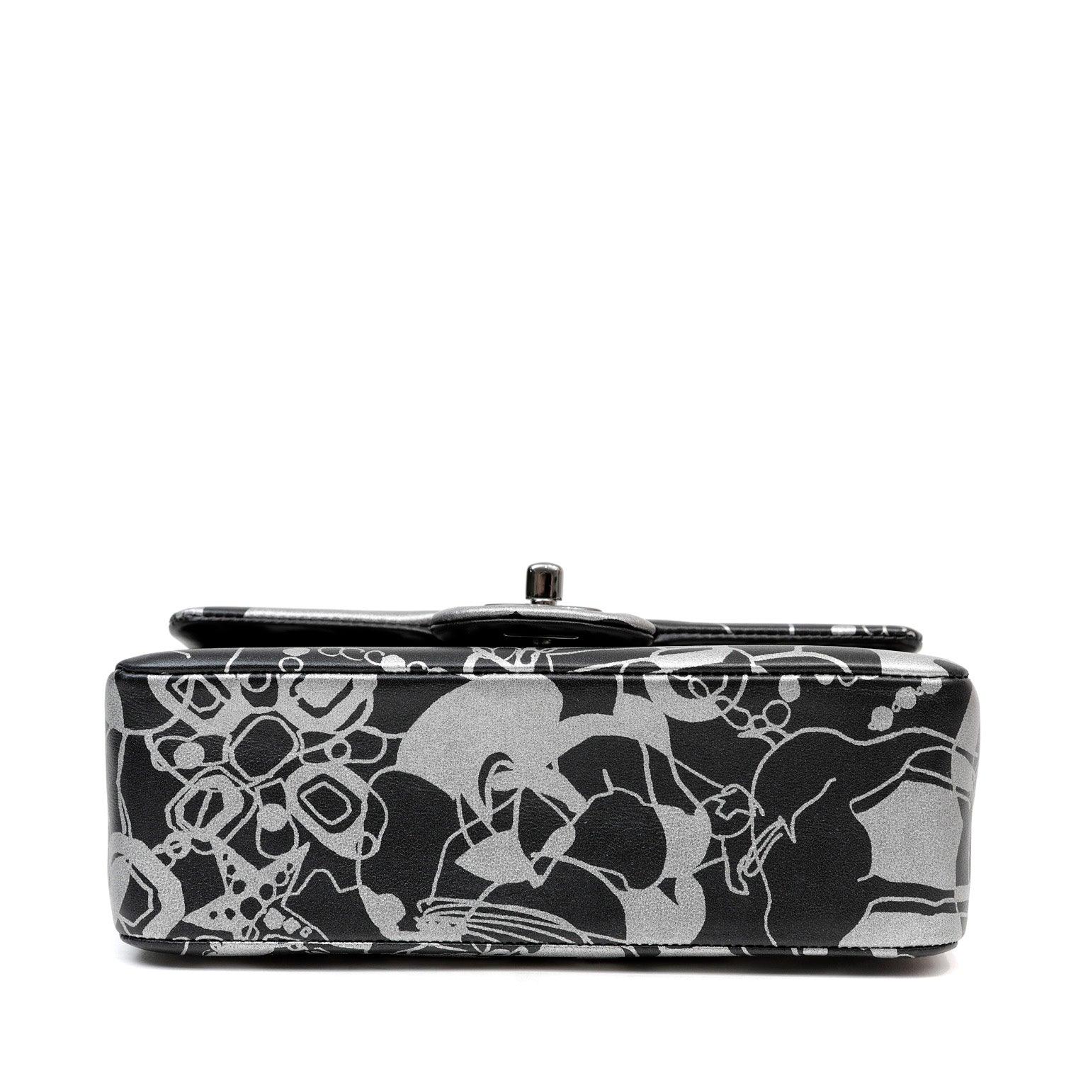 Chanel Black and SiLouis Vuittoner Lambskin Limited Edition Mini Classic