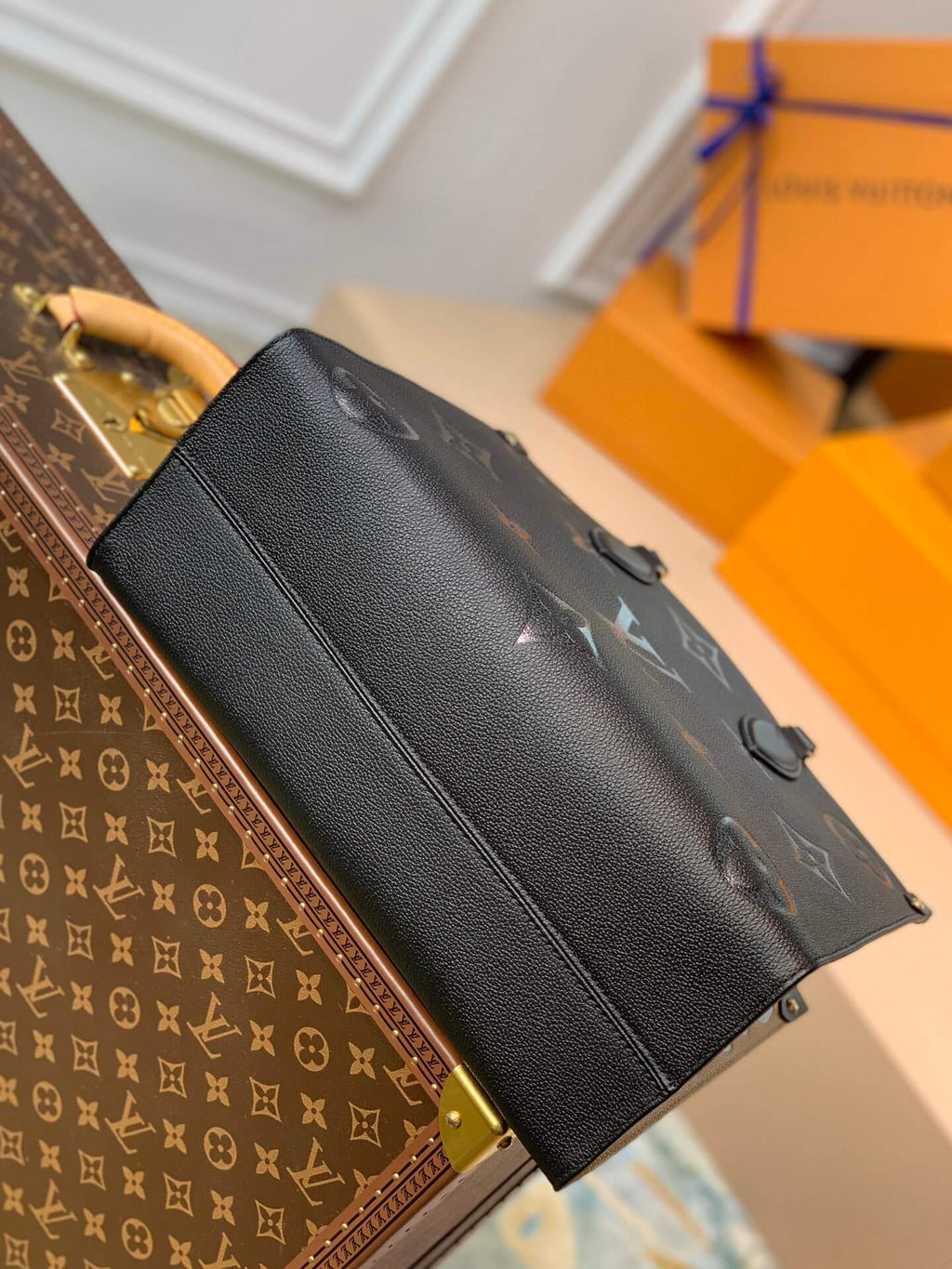 OnTheGo MM Bag Monogram Empreinte M58522 Black