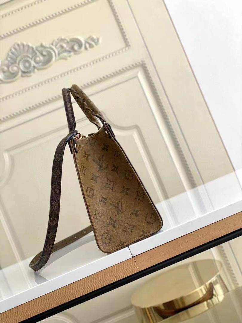 Louis Vuitton OnTheGo PM Monogram Canvas For Women,  Shoulder Bags 9.8in/25cm Louis Vuitton