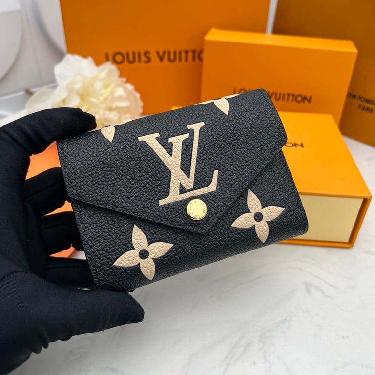 LOUIS VUITTON VICTORINE WALLET BLACK AND BEIGE 12CM M80968