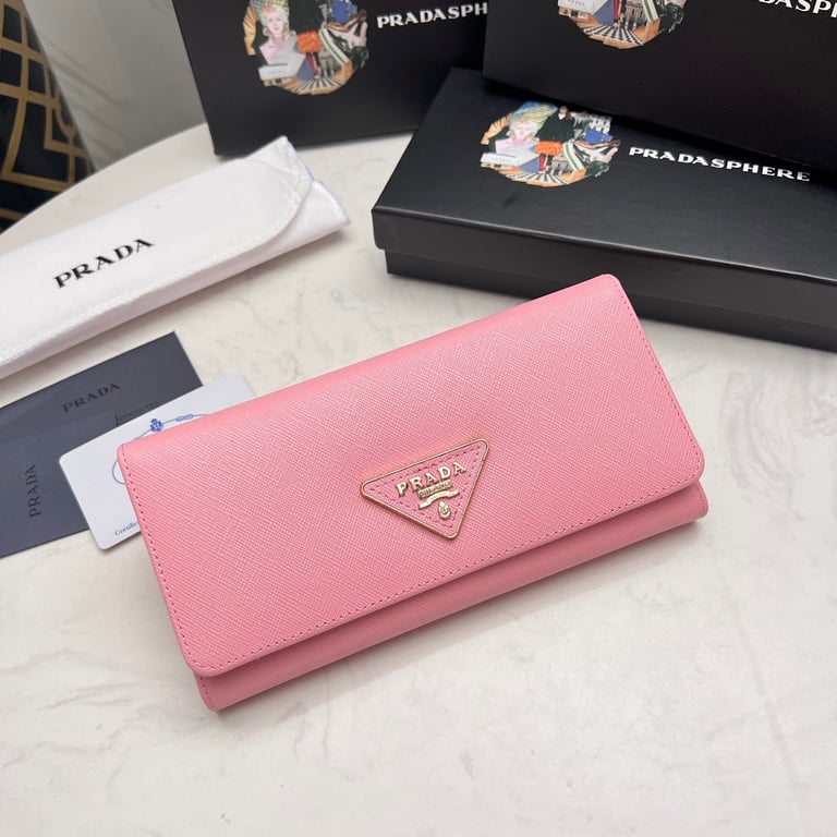 PR SAFFIANO LUX LEATHER FLAP CONTINENTAL LIGHT PINK WALLET 19CM