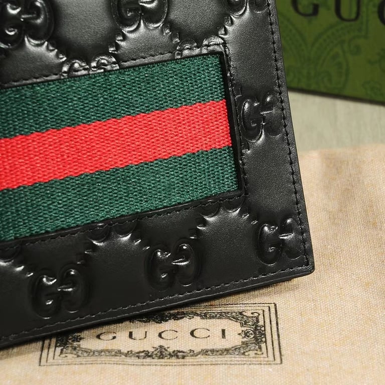 Gucci SIGNATURE WEB COIN WALLET BLACK 11CM 408826 CWCLN 1060