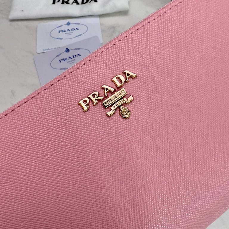 PR LARGE SAFFIANO LEATHER WALLET ALABASTER PINK 19CM 1ML506 QWA F0E18