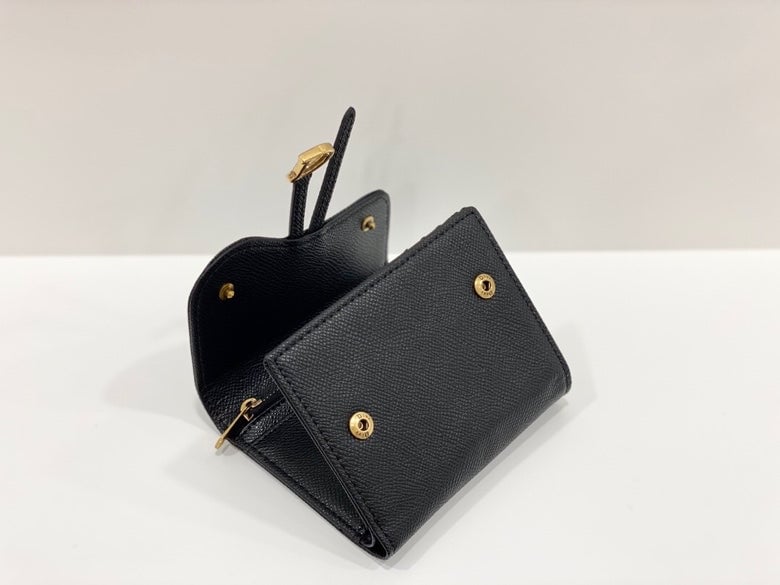 dir SADDLE LOTUS WALLET BLACK SKIN 11CM S5652CCEH M900