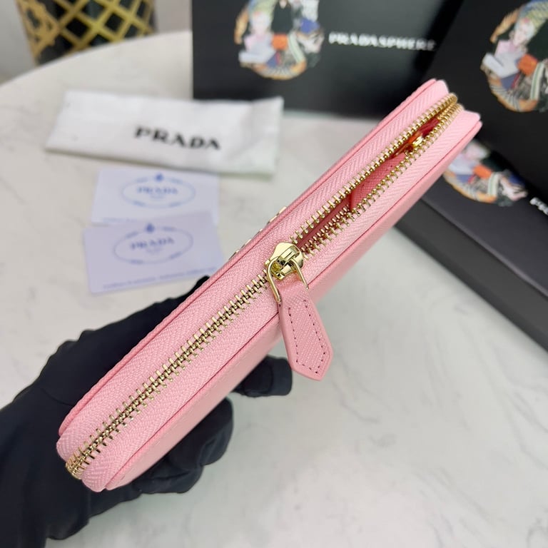 PR LARGE SAFFIANO LEATHER WALLET ALABASTER PINK 19CM 1ML506 QWA F0E18