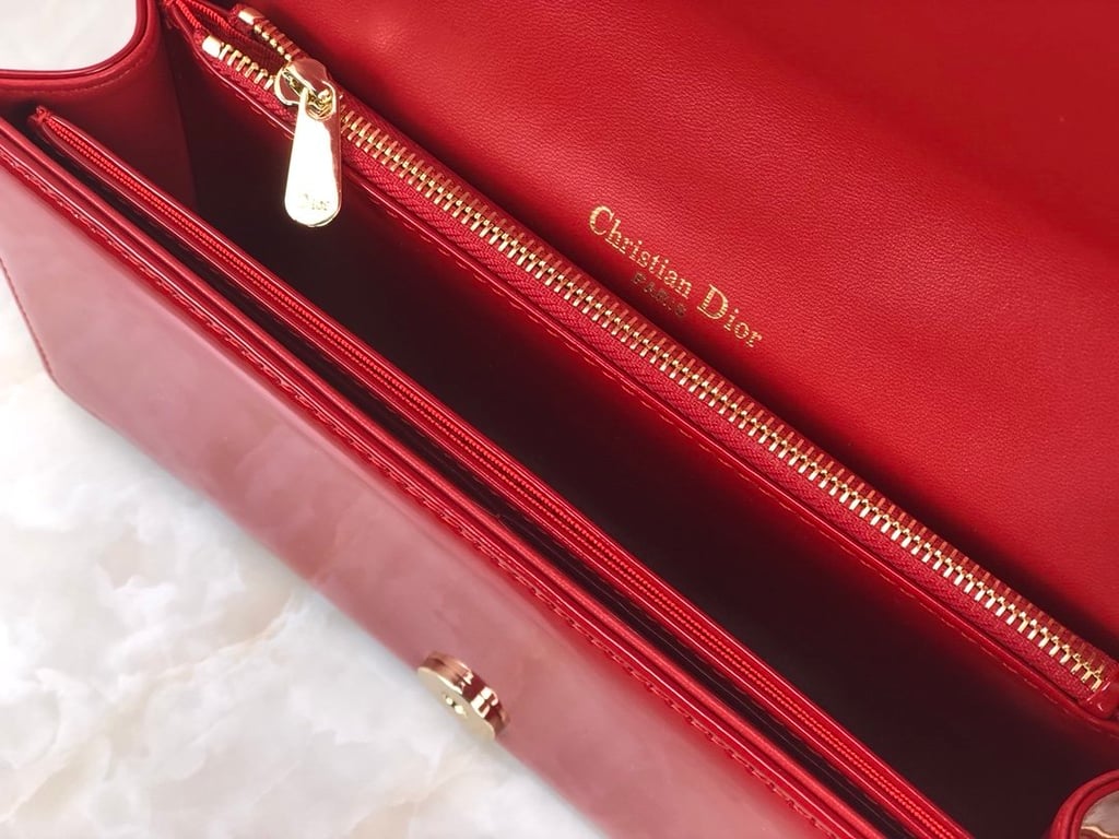dir LADY POUCH CHERRY RED S0204OVRB_M323