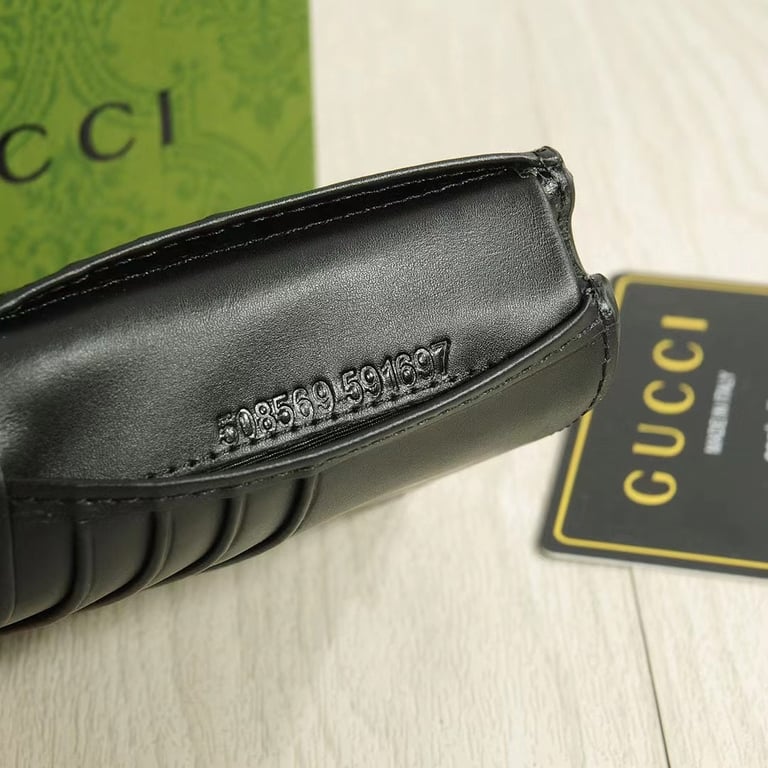 Gucci SIGNATURE WEB COIN WALLET BLACK 11CM 408826 CWCLN 1060