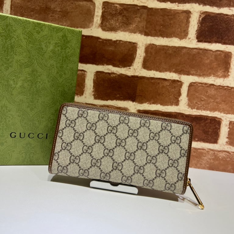 Gucci ZIP AROUND WALLET WITH INTERLOCKING 19CM BROWN E673003 92TCG 8563