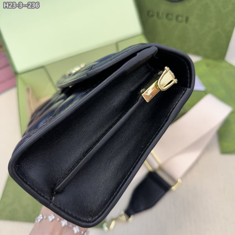 Gucci MATELASSE WALLET BLACK 23CM